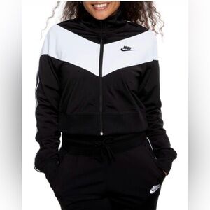 Nike Women's Heritage Black & White Cropped Track Jacket (L)